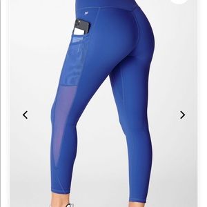 Fabletics Trinity Mid-Rise Pocket 7/8 Leggings
